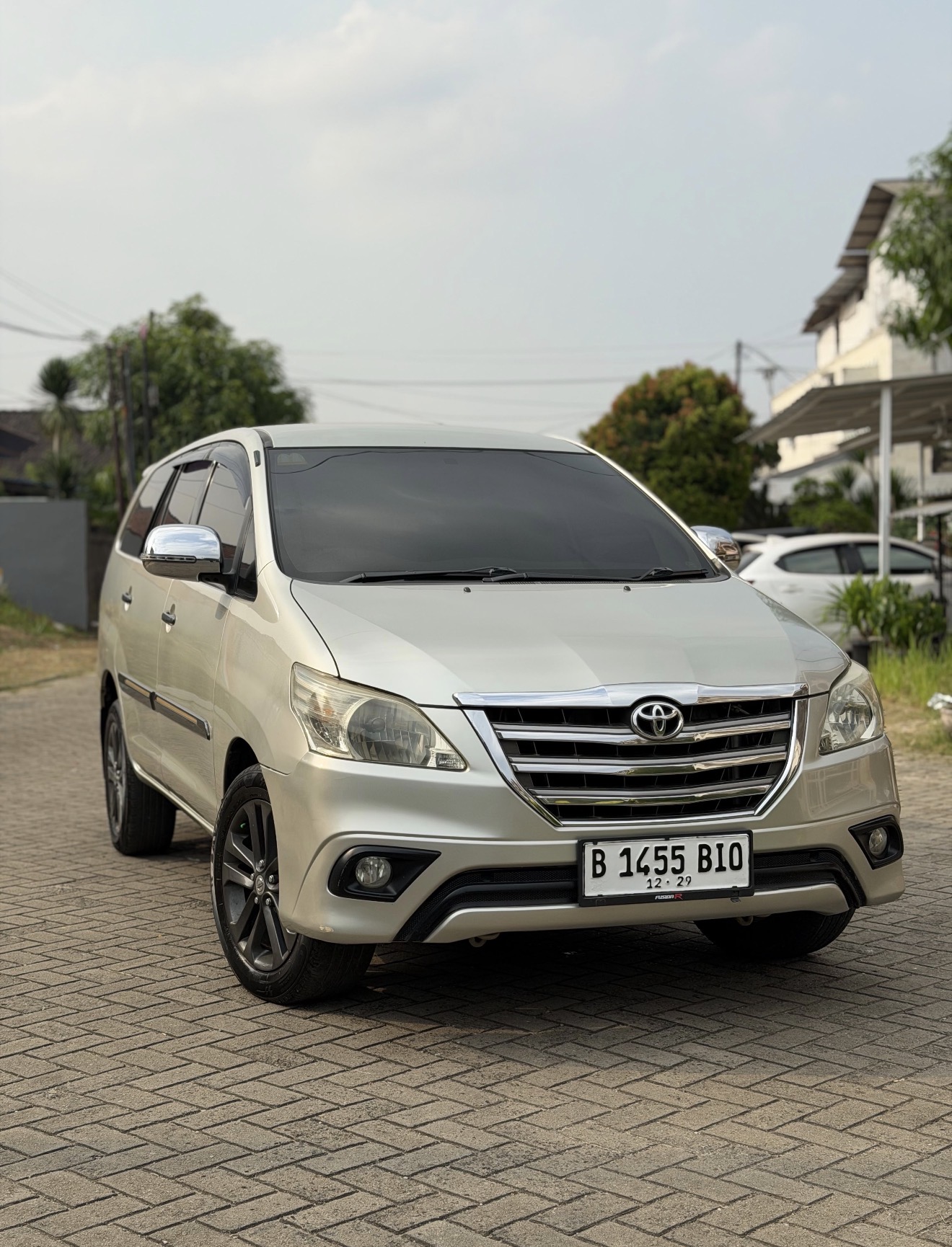 Toyota Innova G 2.0